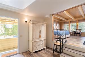 Entry Foyer