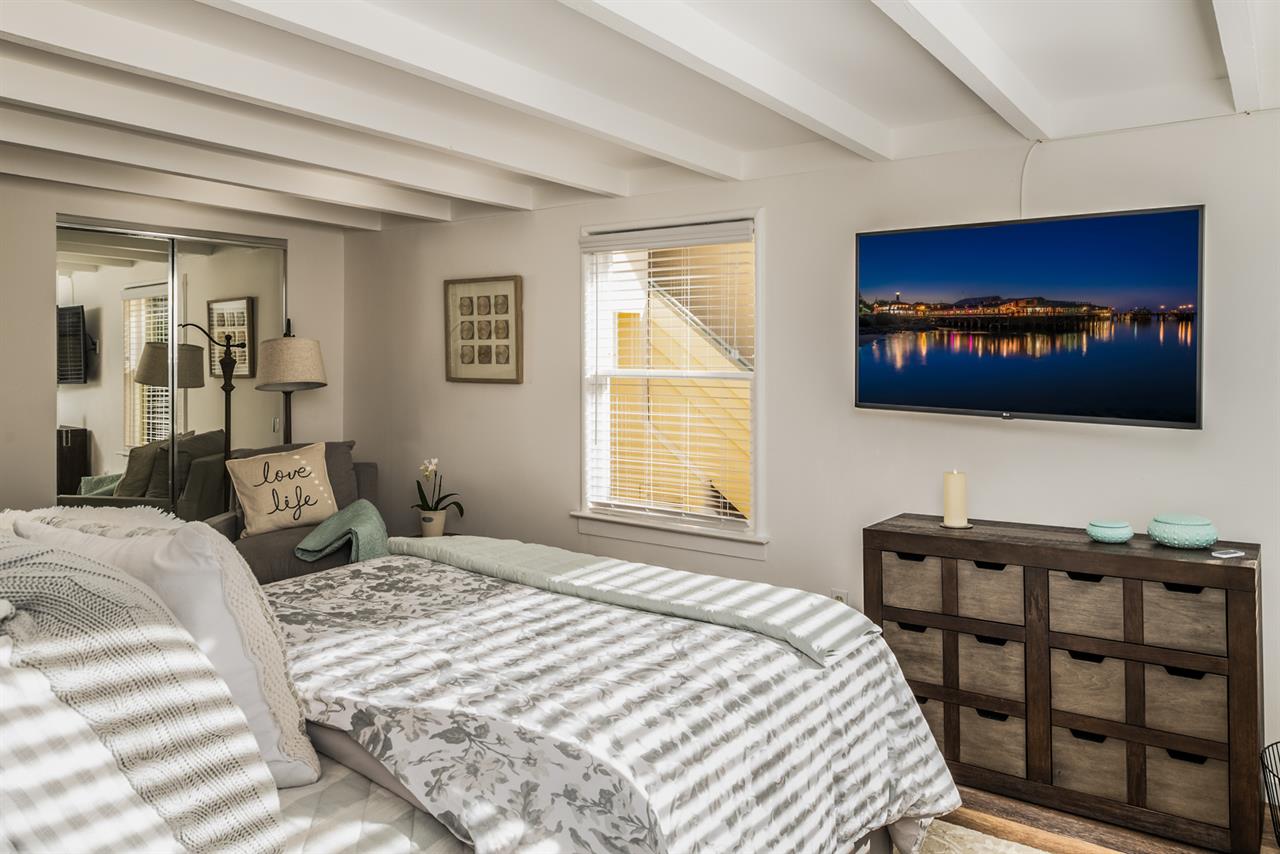 Bedroom with King Bed and HDTV