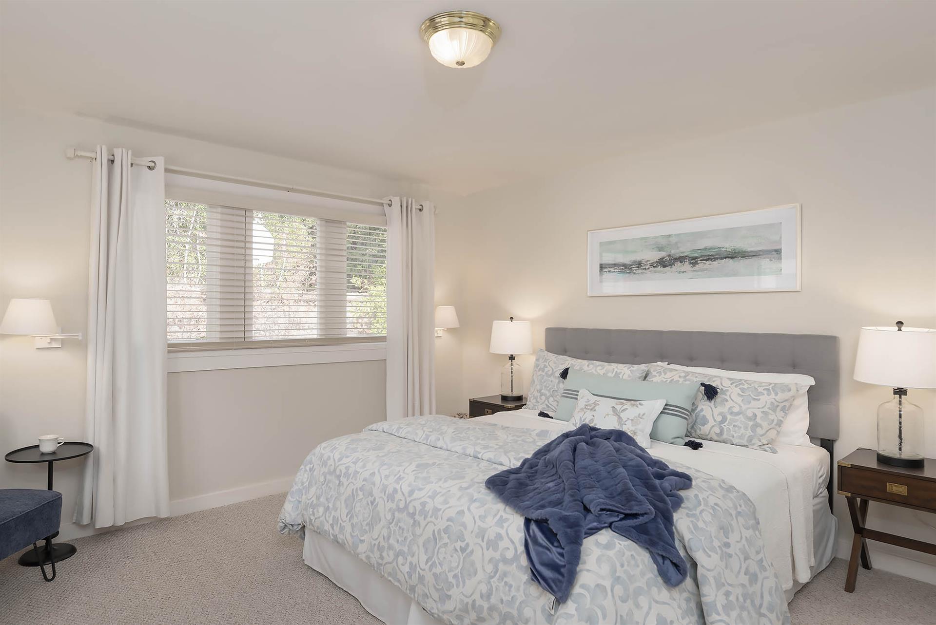 Bedroom 1, King Bed, En Suite with Shower