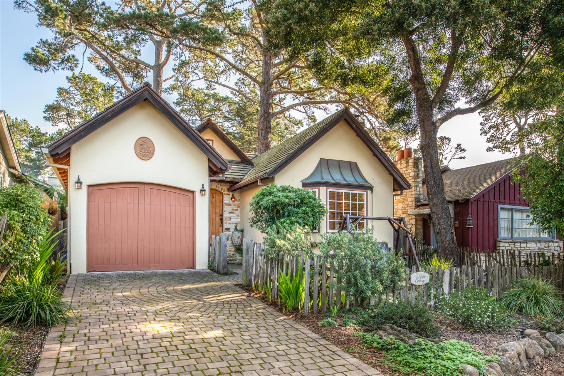 Lobos Cottage  3 Bedrooms  2 Baths.