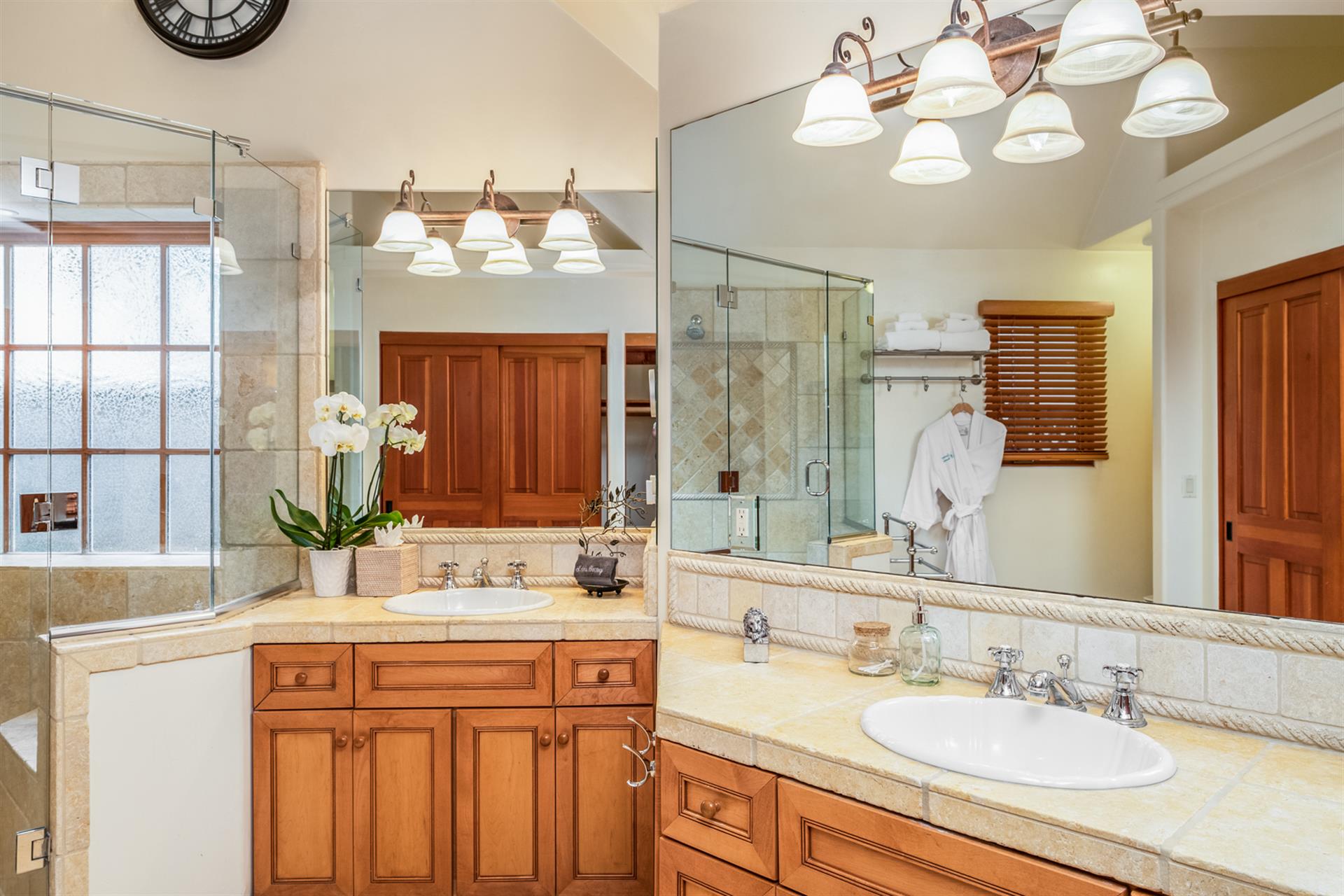 En Suite Bath with Shower