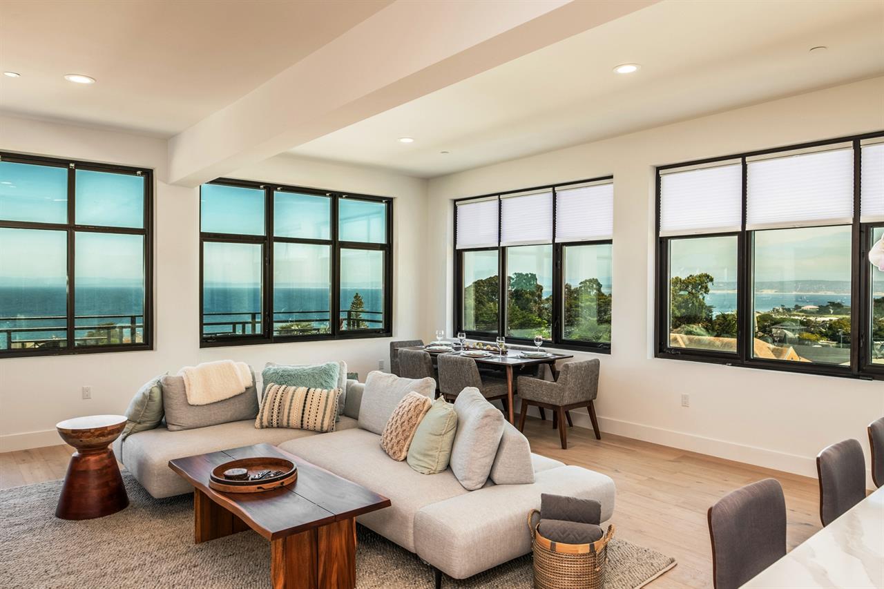 Great Room  Views of the Monterey Bay and Sunrises