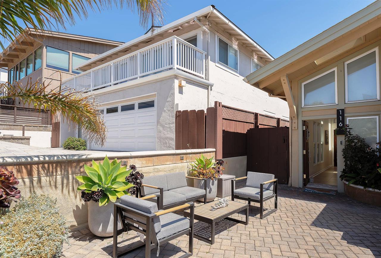 Outdoor Living Area at the Front of the Home