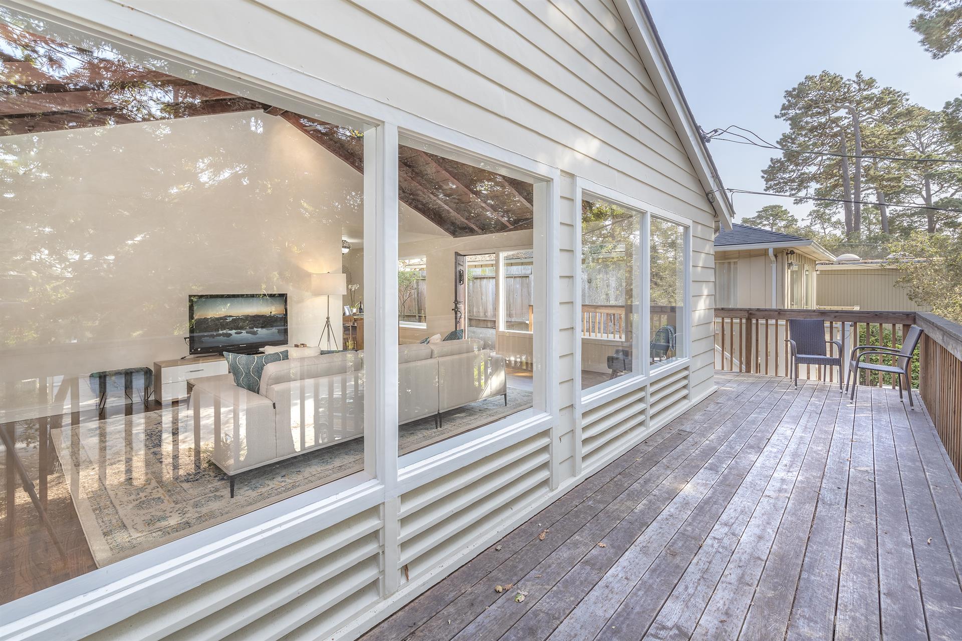 Upper Floor Deck