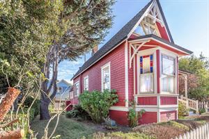 Welcome to Little House