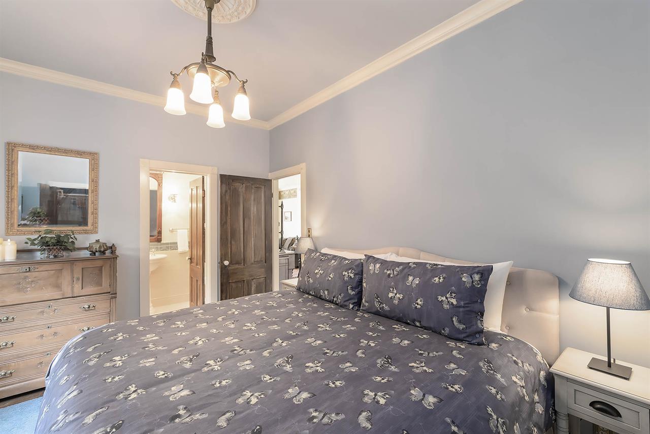 Bedroom 1, Cal King, En Suite, Lower Level