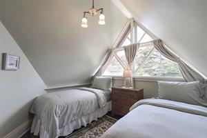 Bedroom 3, Two Twins, Upstairs
