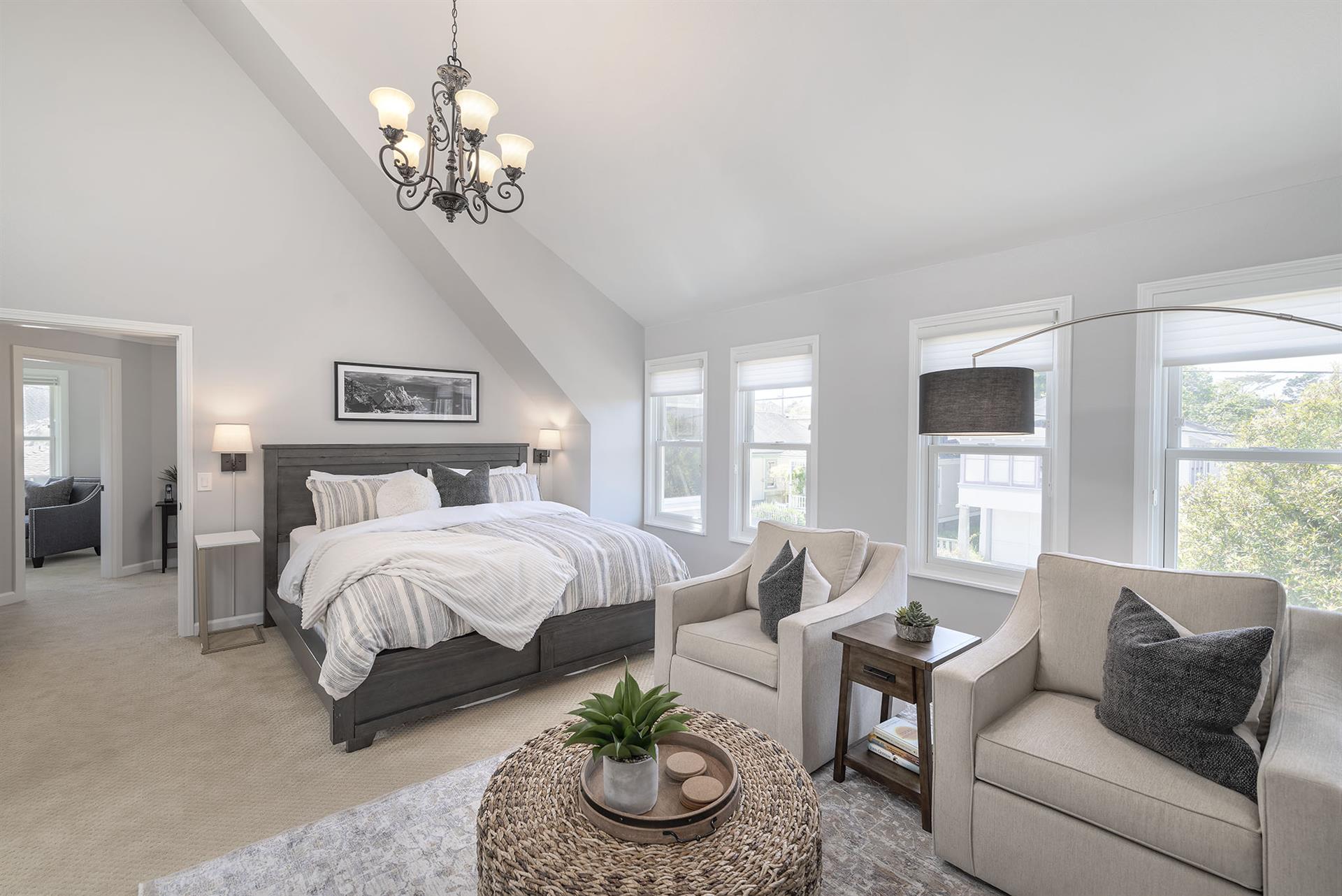 Bedroom 1, Cal King, Fireplace, TV, En Suite