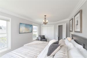 Bedroom 2, Cal King, TV