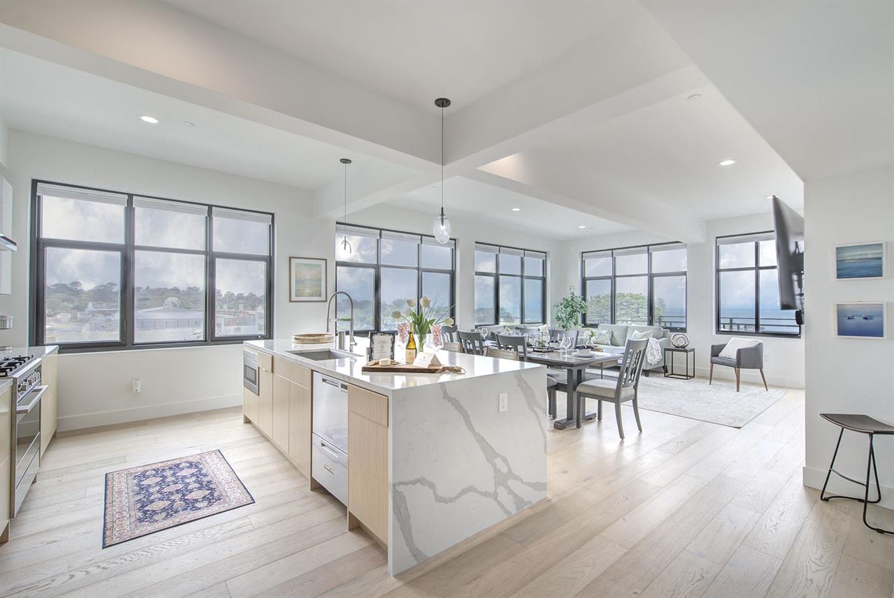 New Luxury Condo with Stunning Bay Views