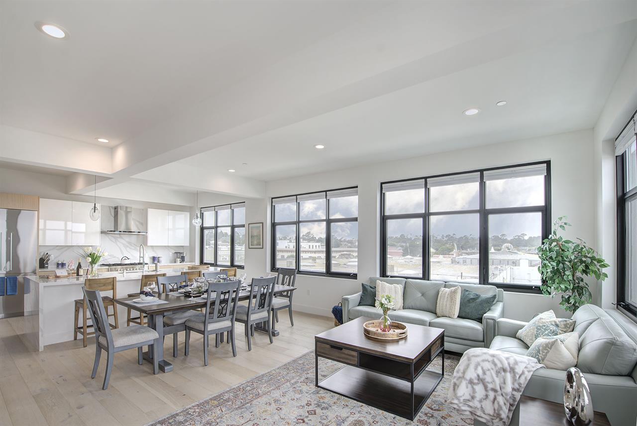 New Luxury Condo with Stunning Bay Views