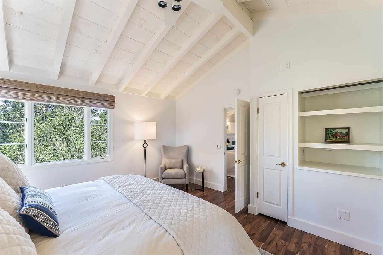 Bedroom 1, King Bed, TV, En Suite Bath with Shower