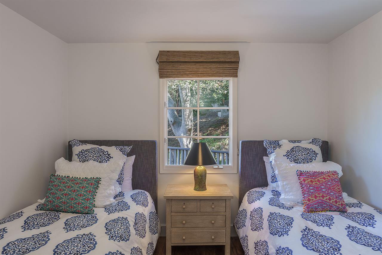 Bedroom 3, Two Twins