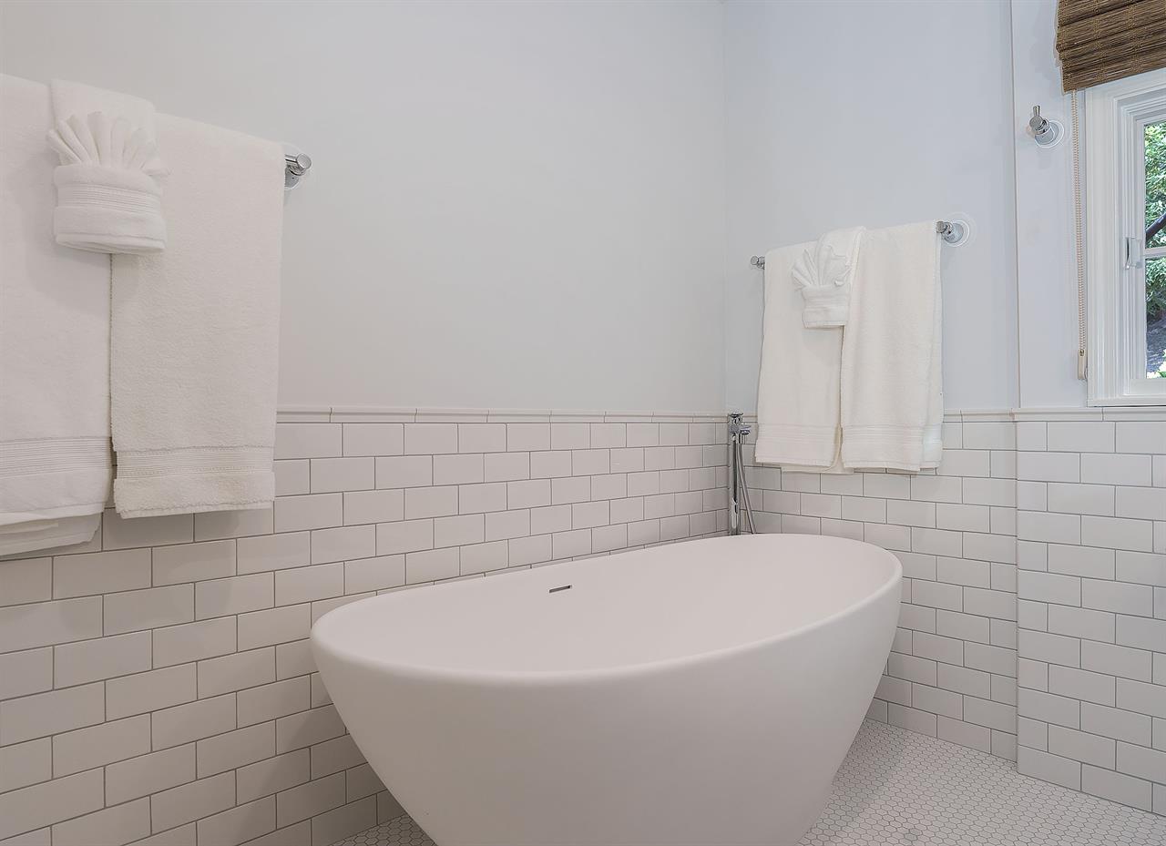 Downstairs Full Bathroom, Soaking Tub, Separate Shower