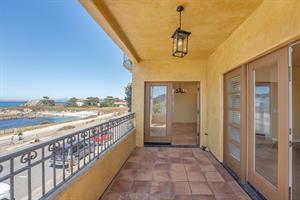 Panoramic Bay Views