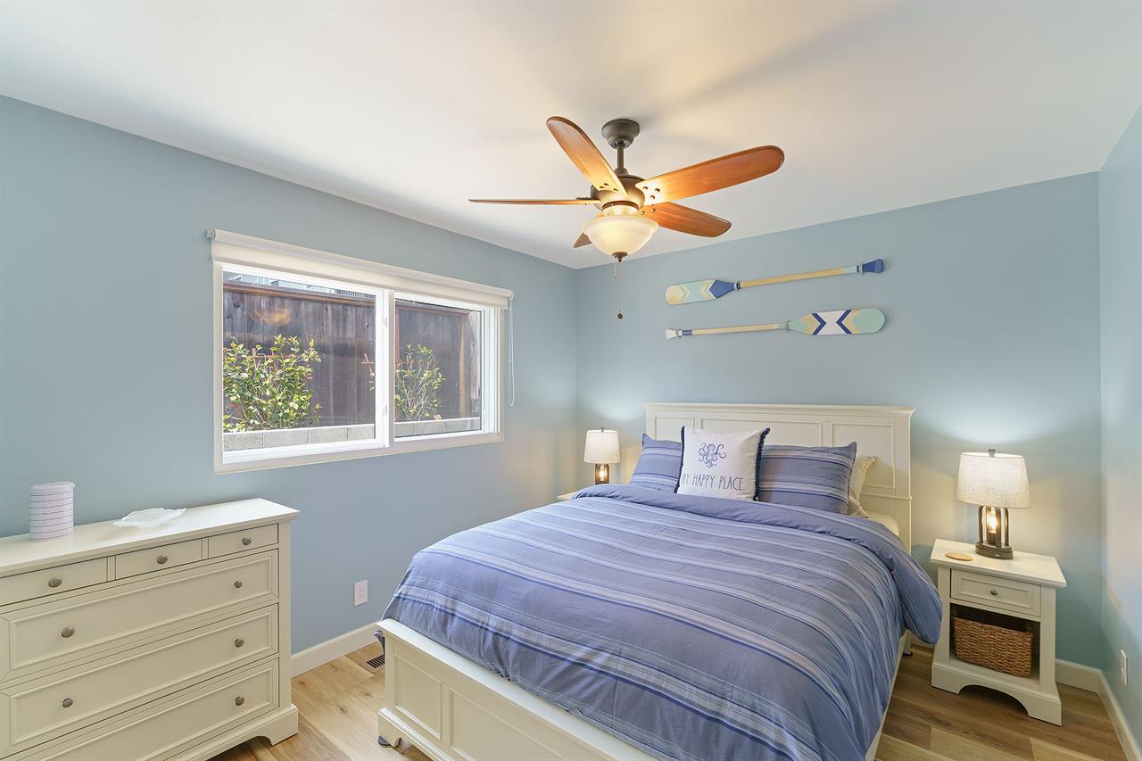 Bedroom 3, Queen Bed