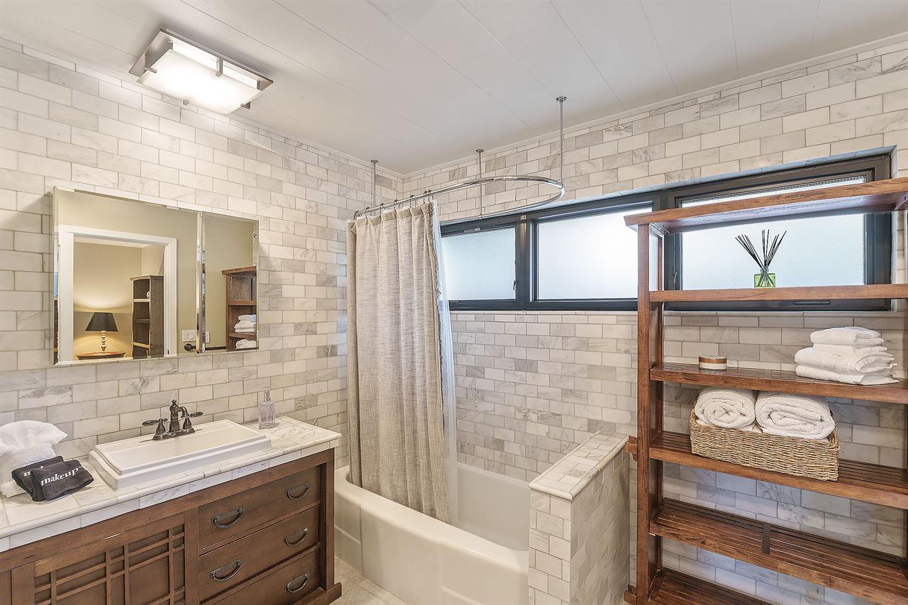 En Suite Bathroom Inside Bedroom 2, ShowerOverTub