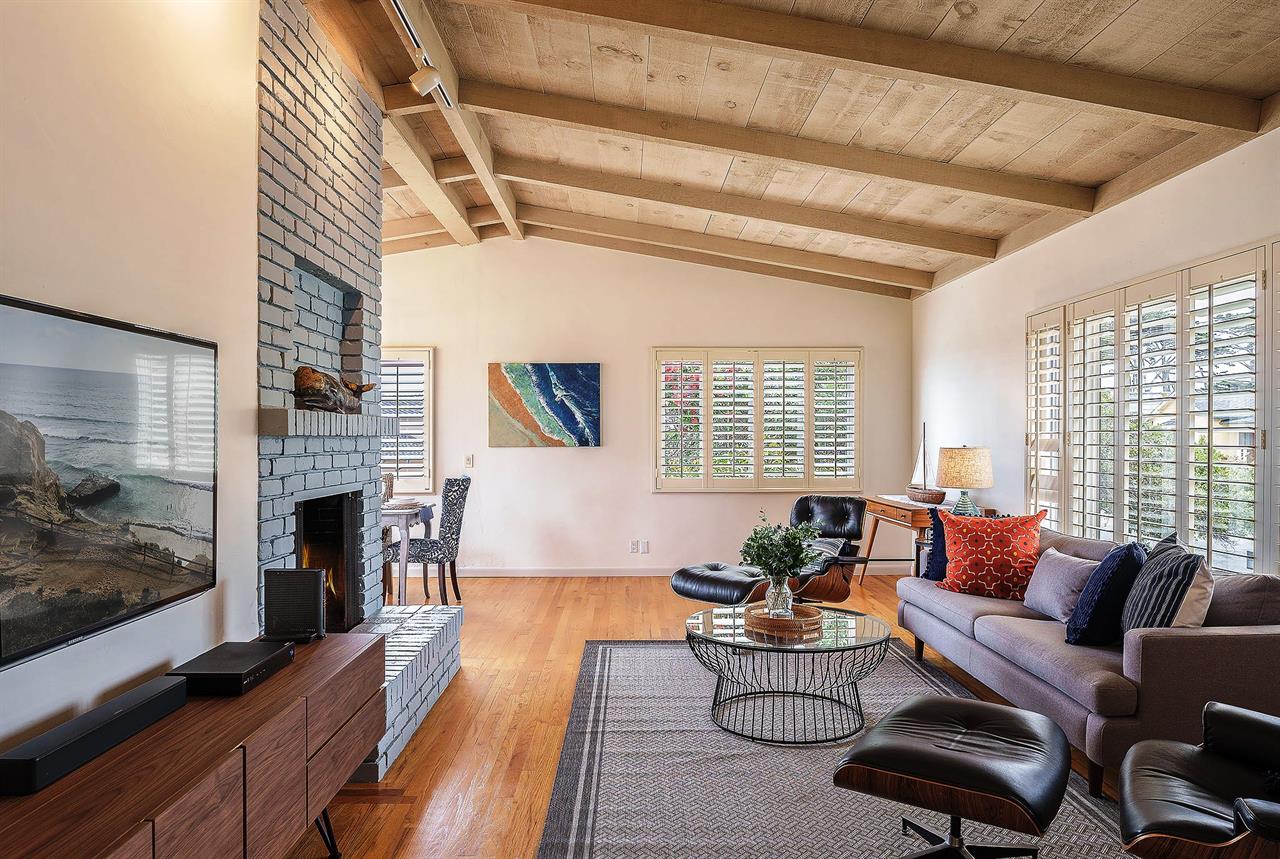 Great Room with Living Room, Dining Area and Kitchen