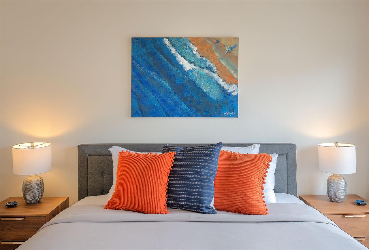 Bedroom 1, King, Ocean View Deck, En Suite wShower