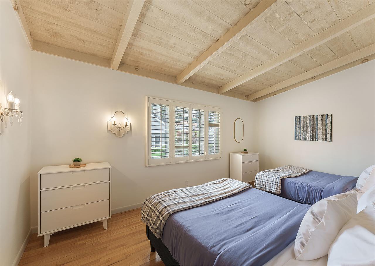 Bedroom 3, Two FullDouble Beds