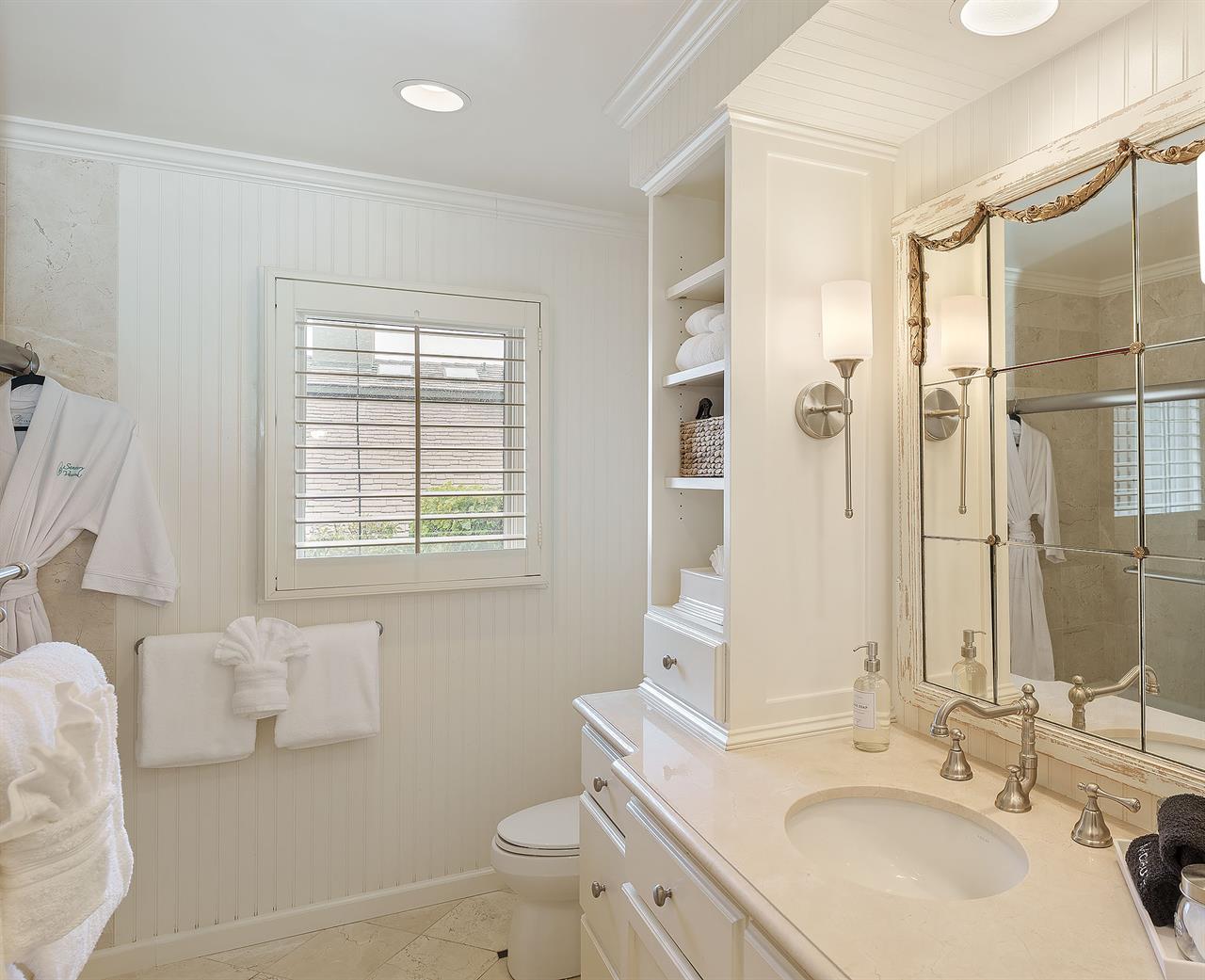 Hall Bath, ShowerOverTub