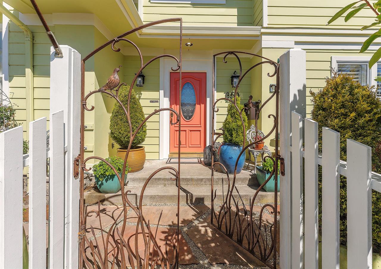 Welcome to Oasis by the Sea