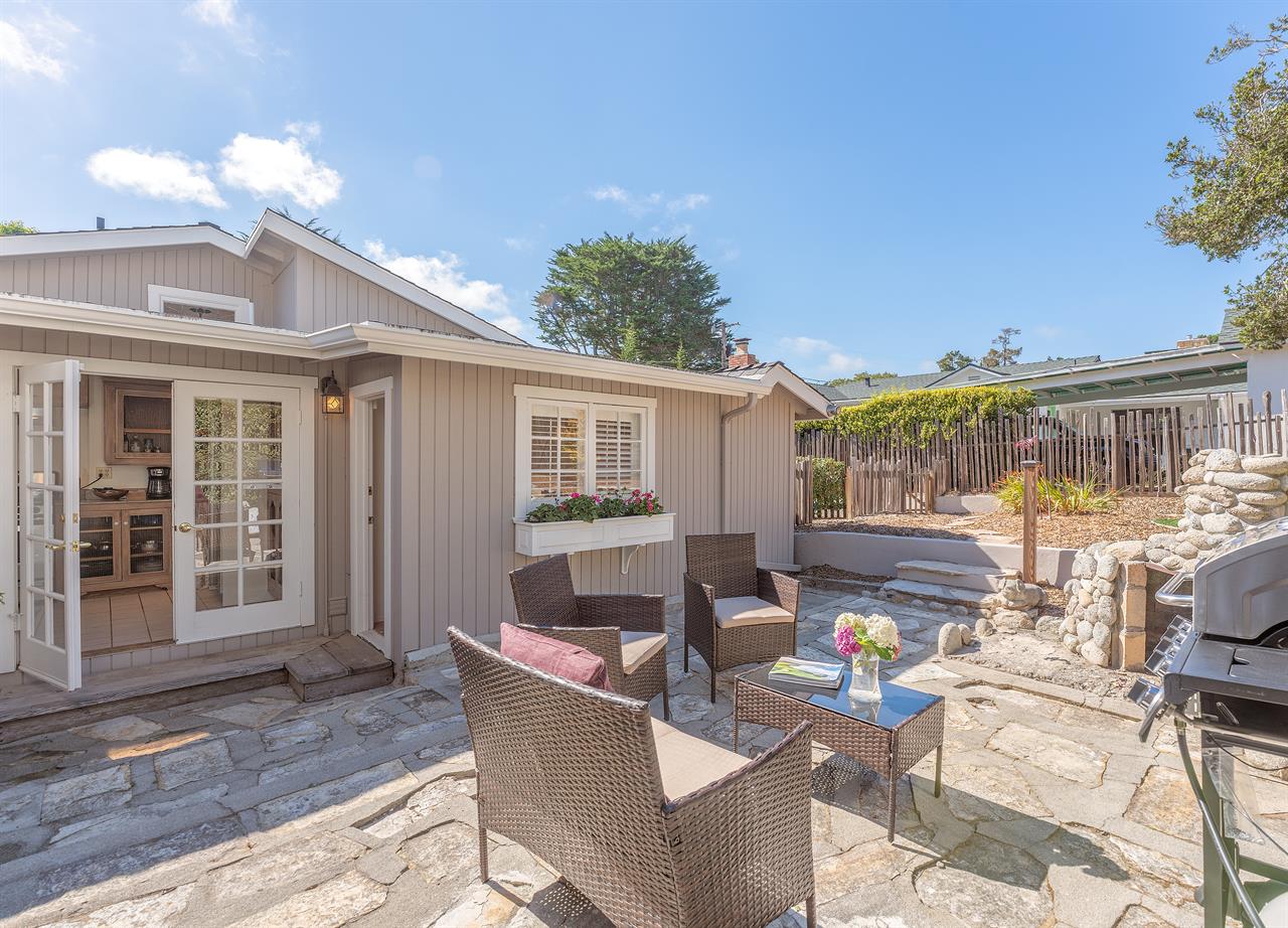 Back Patio, Grill, Fire Feature, Hot Tub, Seating