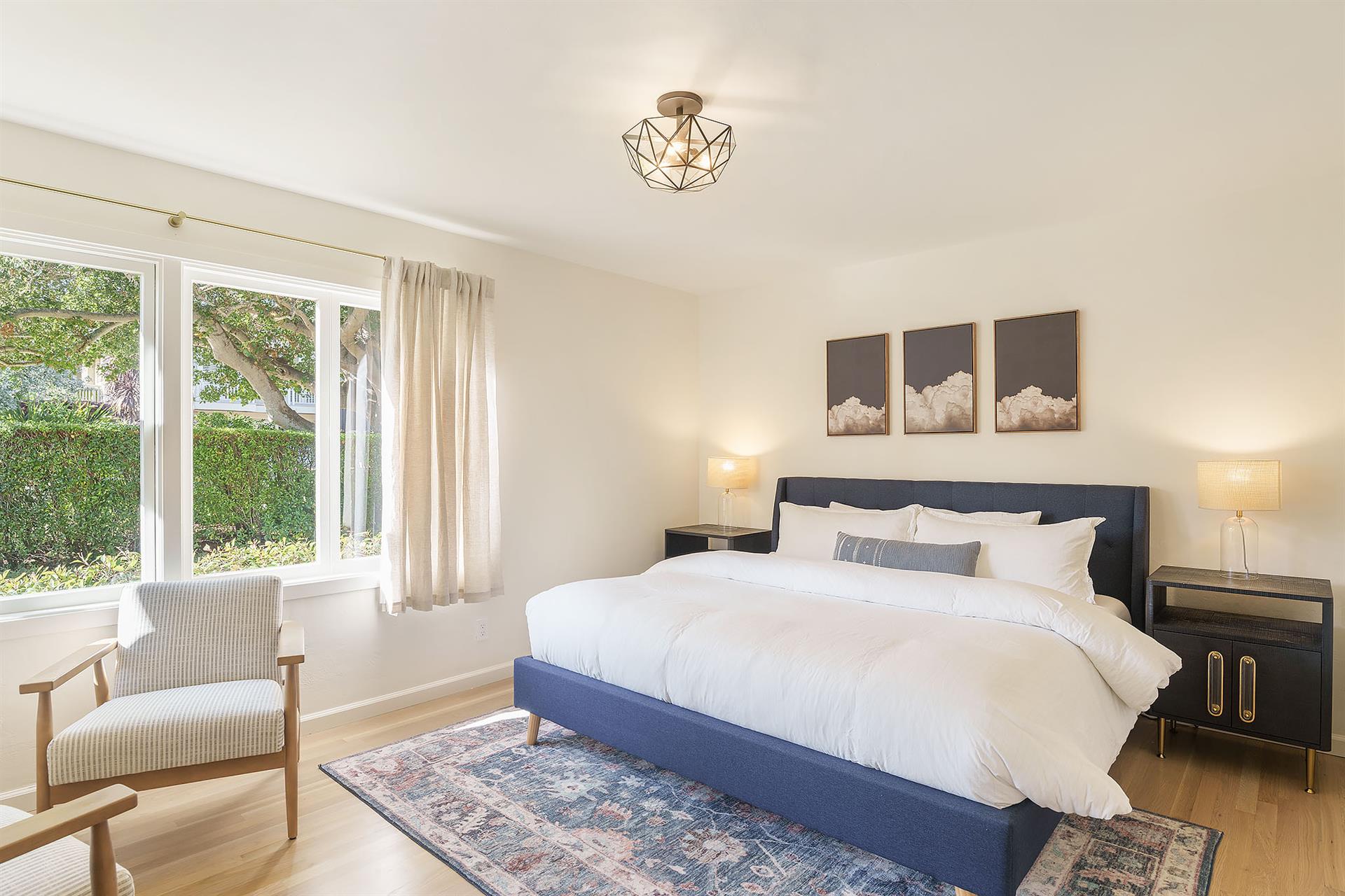 Bedroom 2, King Bed