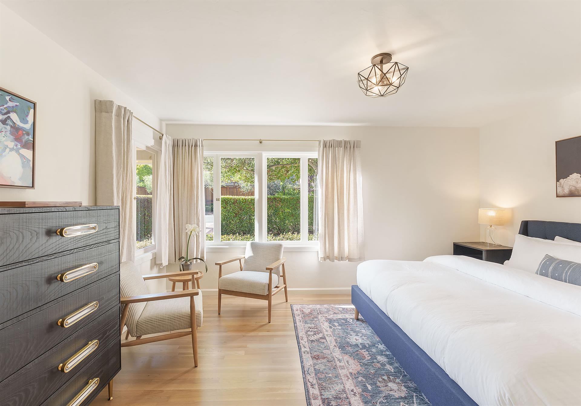 Bedroom 2, King Bed