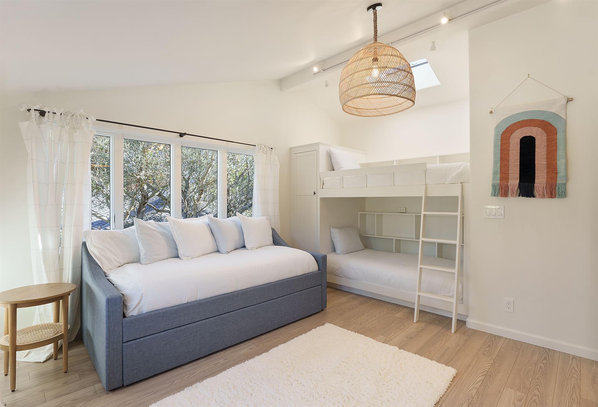 Bedroom 3, Daybed w Trundle, Bunk Bed, En Suite