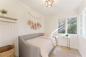 Bedroom 4, Twin Daybed with Trundle