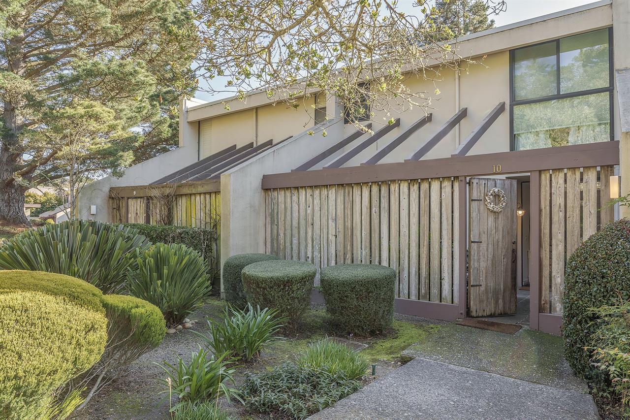 Front of the Townhome