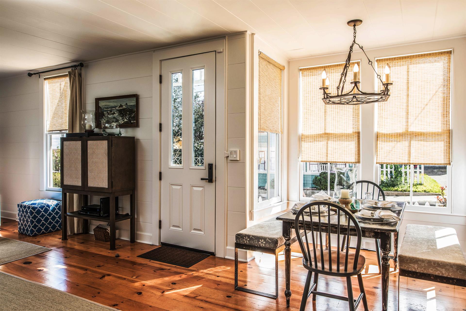 Dining Area has Bay View