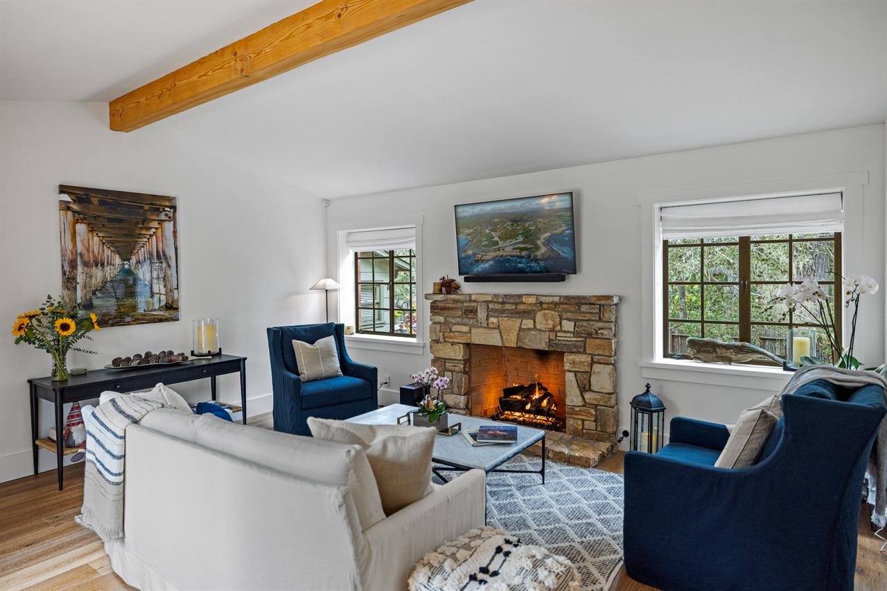 Living Room with Fireplace and HDTV