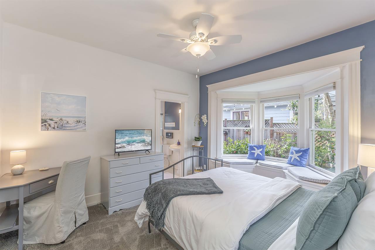 Bedroom 2  Queen, TV, En Suite with Shower, Downstairs