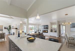 Fully Equipped Gourmet Kitchen