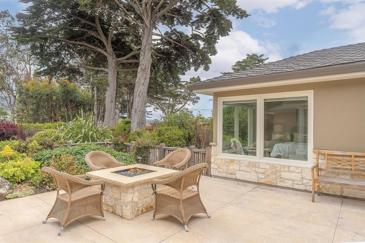 Front Patio with a Fire Pit