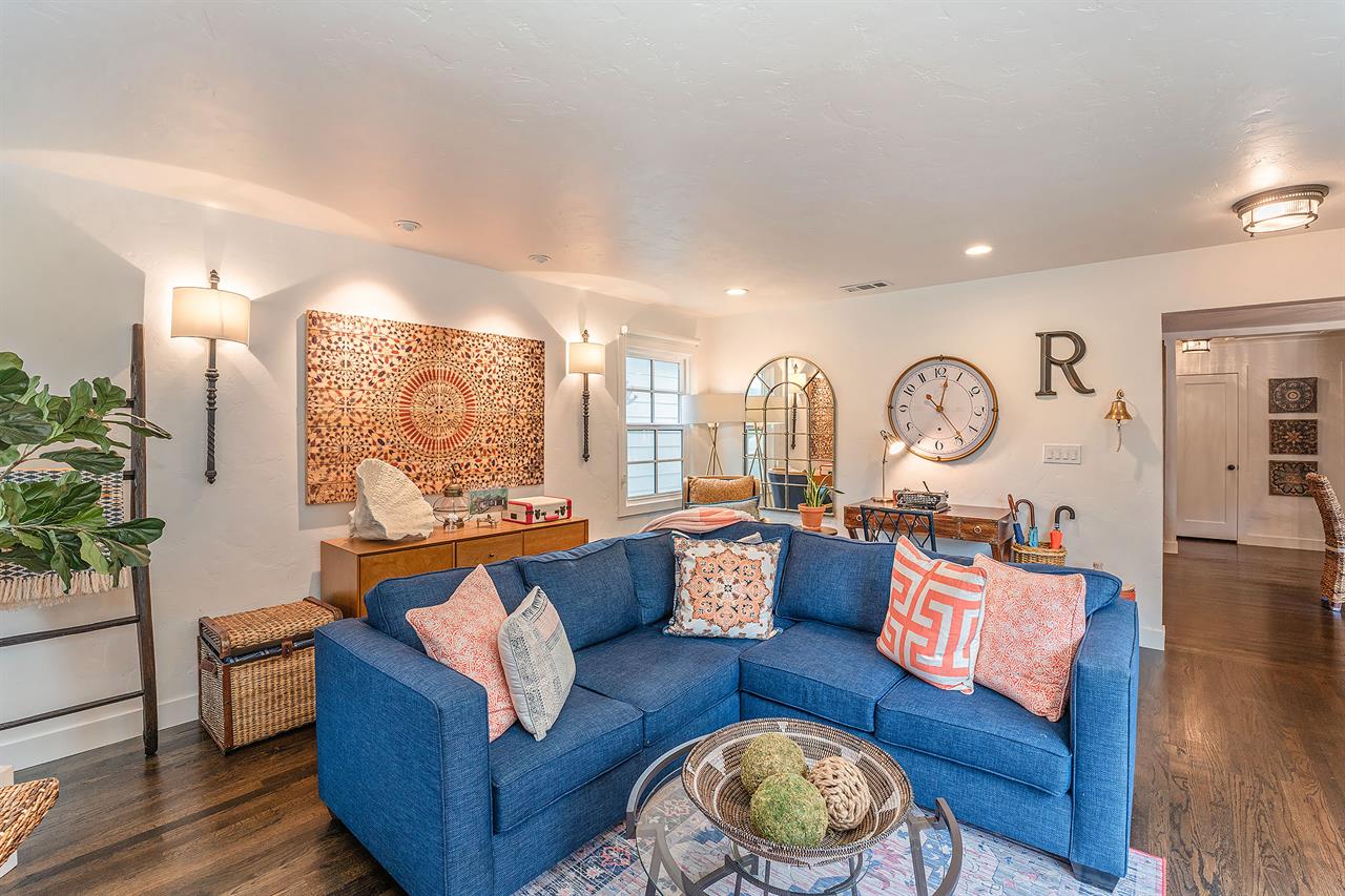Living Room with Fireplace and a Smart TV