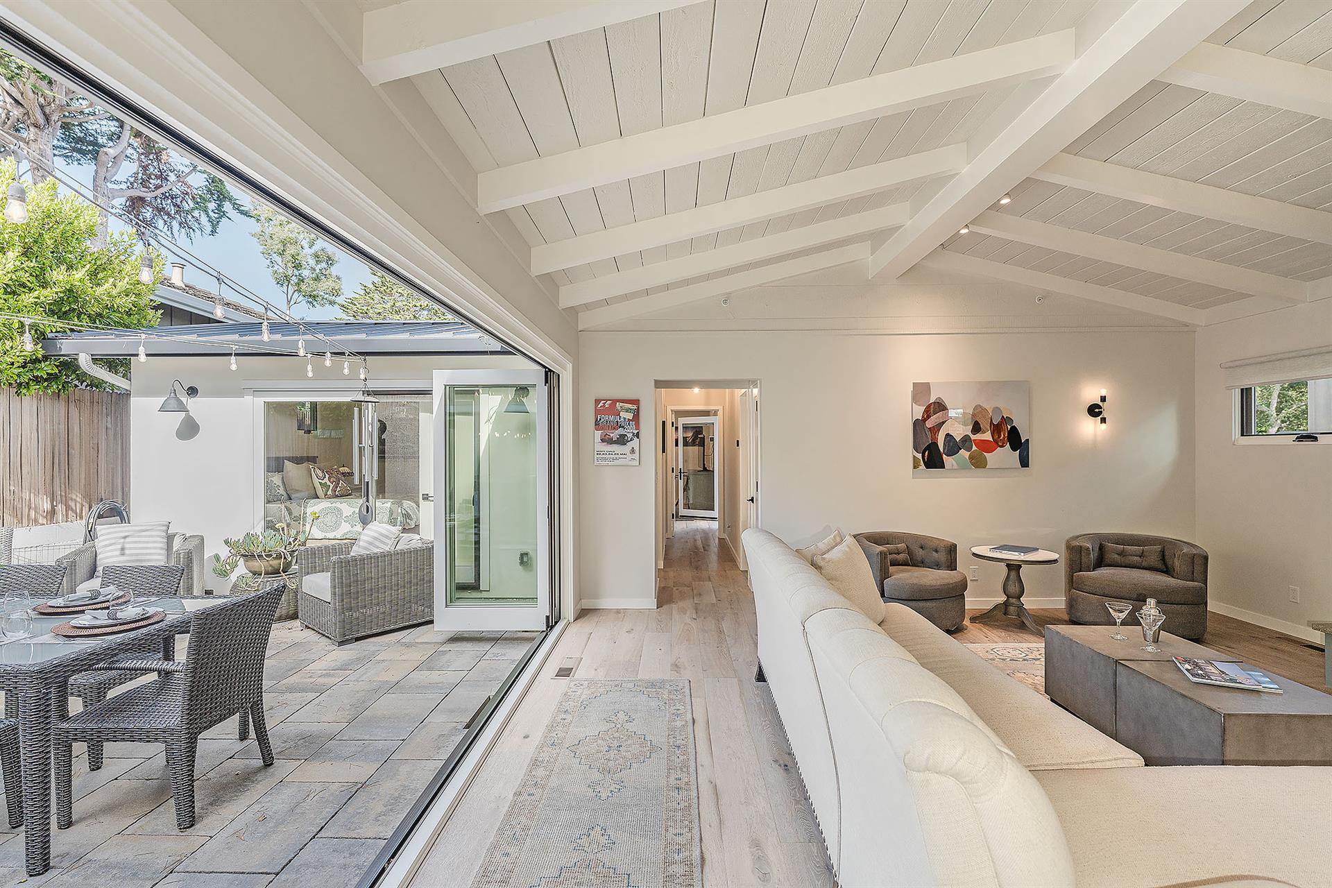 Welcome to Twin Tides CarmelbytheSea Home with Hot Tub