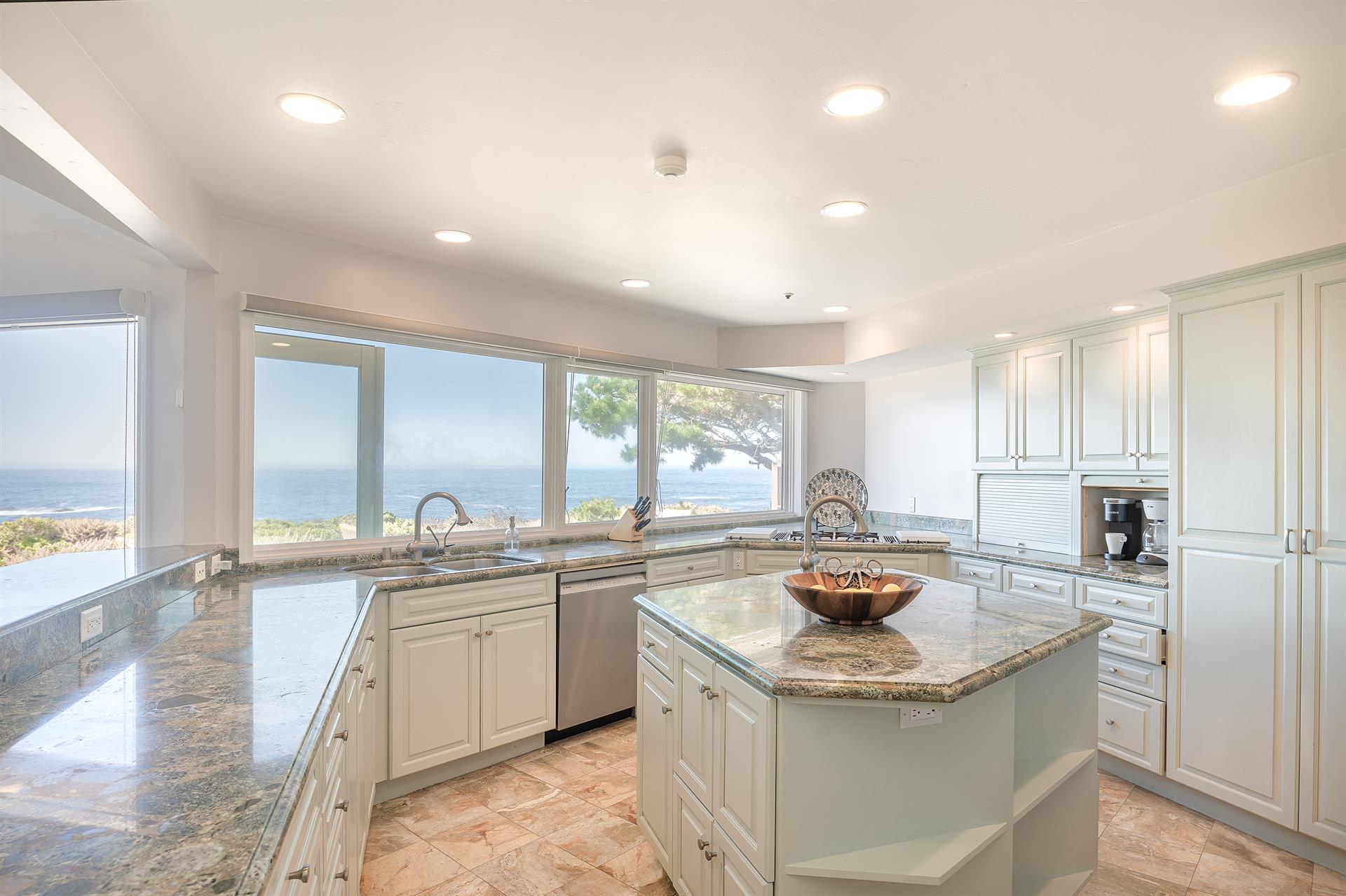 Gourmet Kitchen also has a Panoramic Ocean view