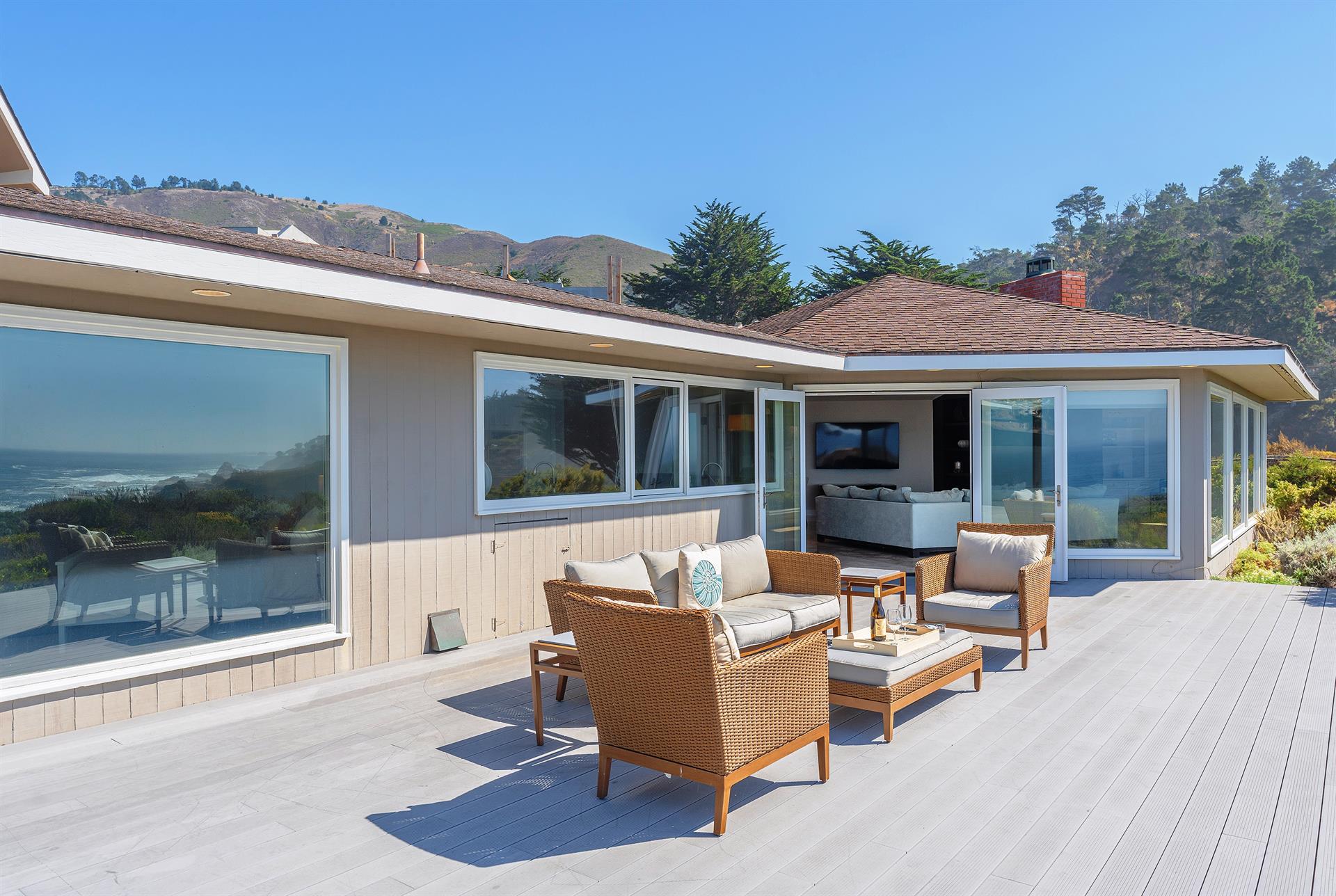 Ocean Facing Deck