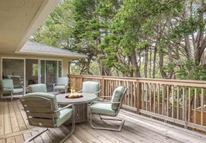 Large Outdoor Deck with FirePit Table and Gas Grill
