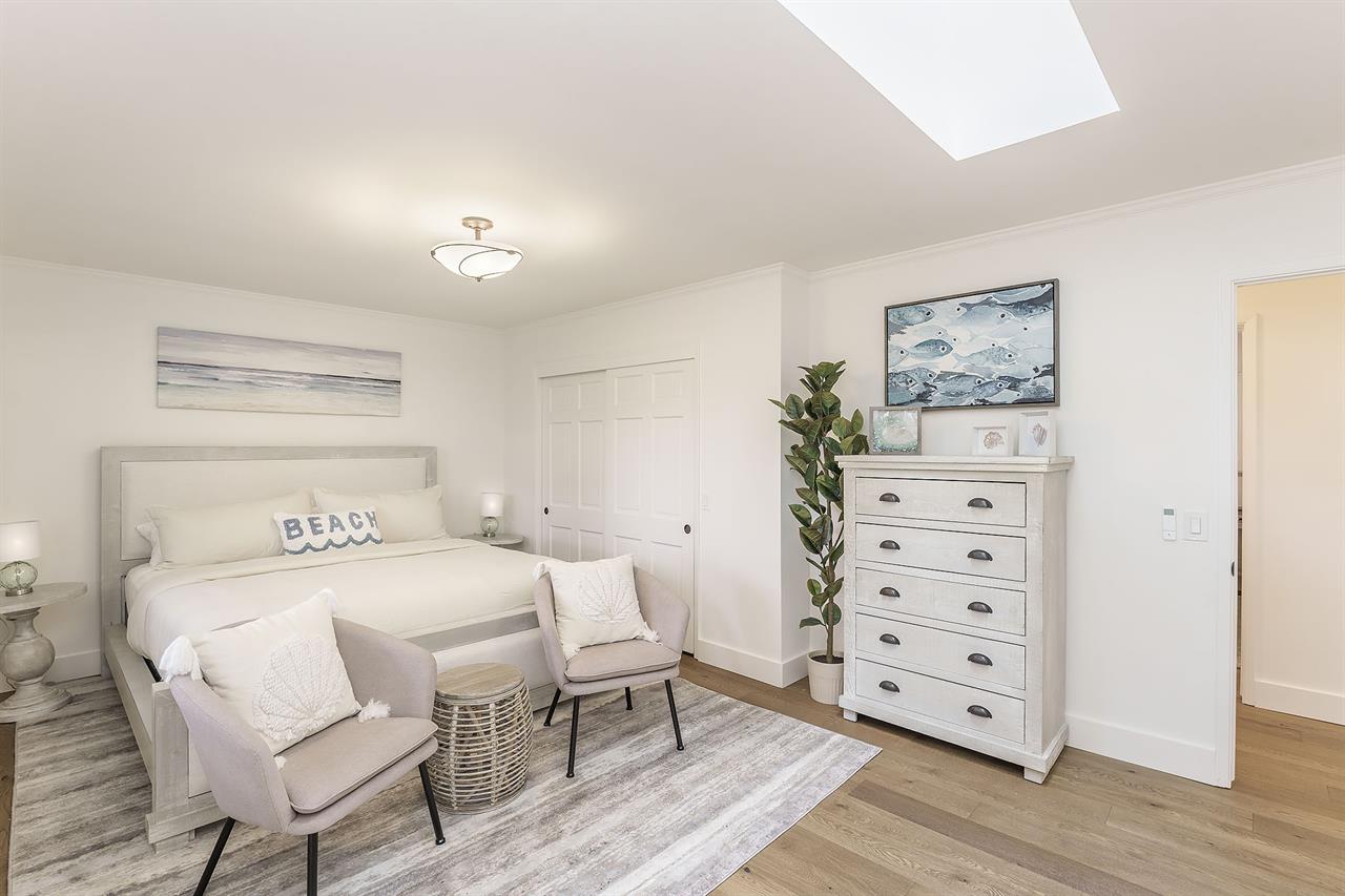 Bedroom 1  Cal King Bed, En Suite Bathroom with a Shower