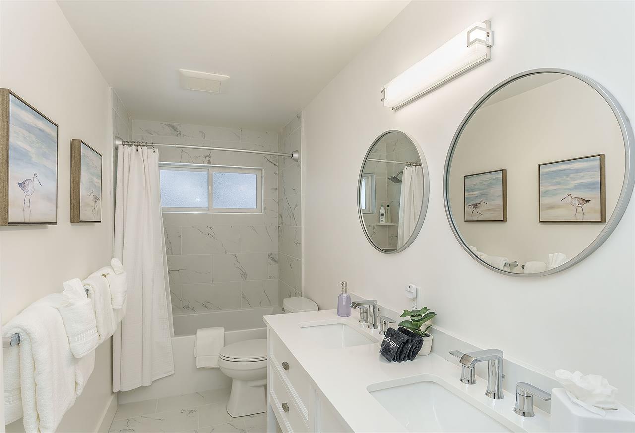 Bathroom 2  Shower Over Tub, Dual Vanity