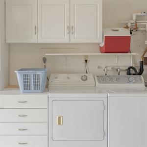 Laundry Center
