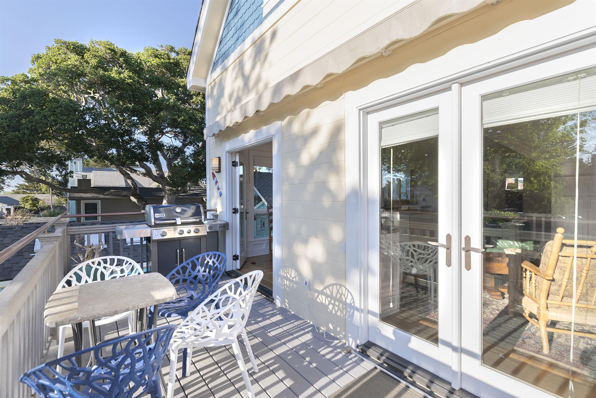 Balcony with a Gas BBQ Just Off the Kitchen