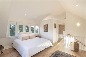 Bedroom 1, Cal King, 3rd Level, En Suite