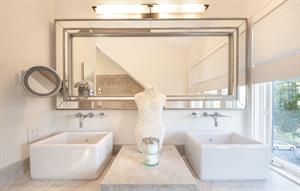 En Suite Bath, 3rd Level