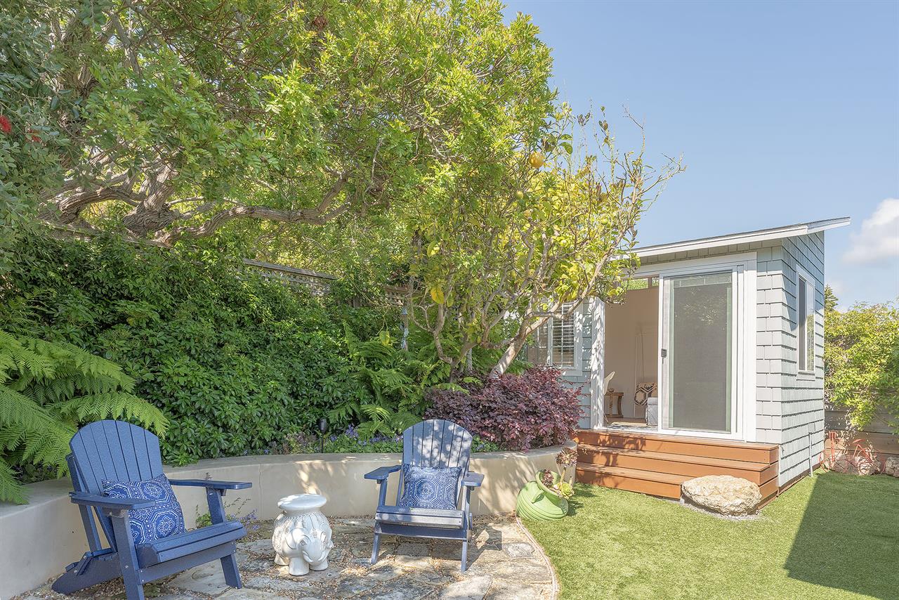 Backyard with Detached Bonus Room