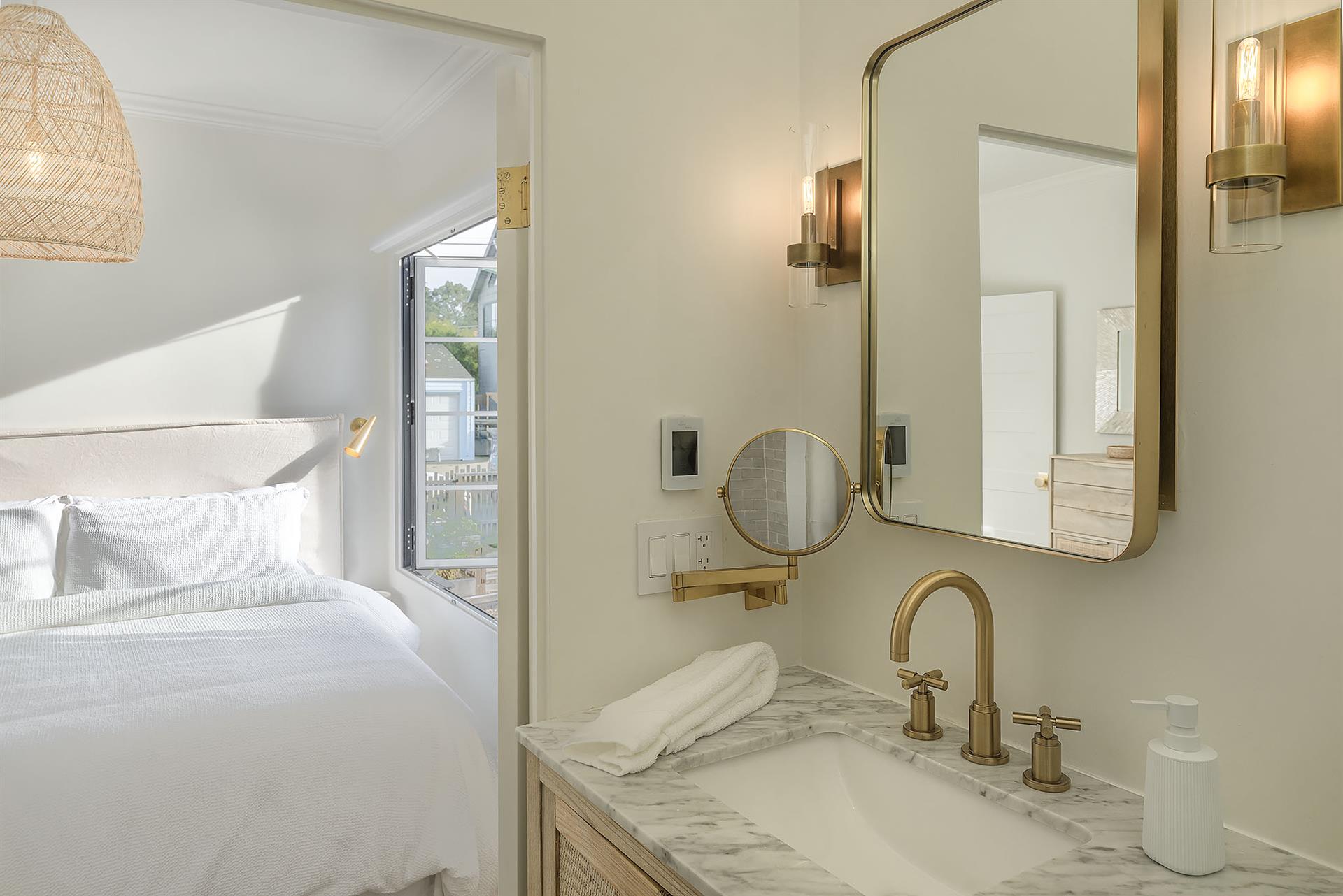 En Suite Bathroom for Bedroom 1